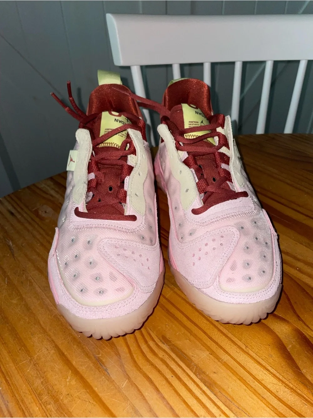 NIKE Jordan Delta 2 'Regal Pink' Womens Sneakers SZ US 8.5 CW0913-600